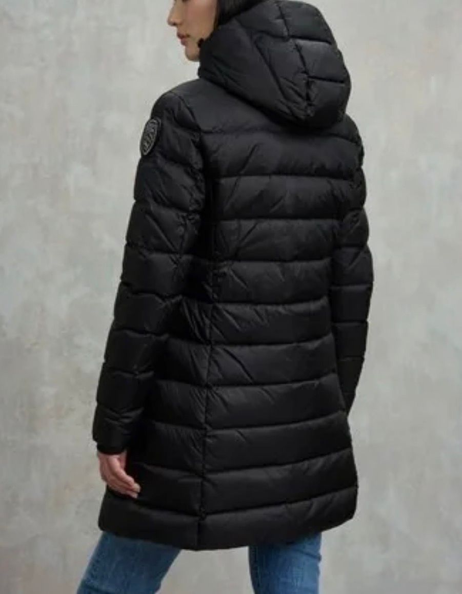 PIUMINO LUNGO A RIGHE AGNES NERO