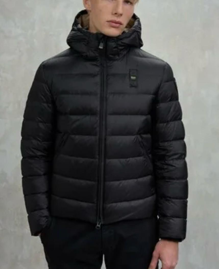 PIUMINO CON CAPPUCCIO ACTON NERO